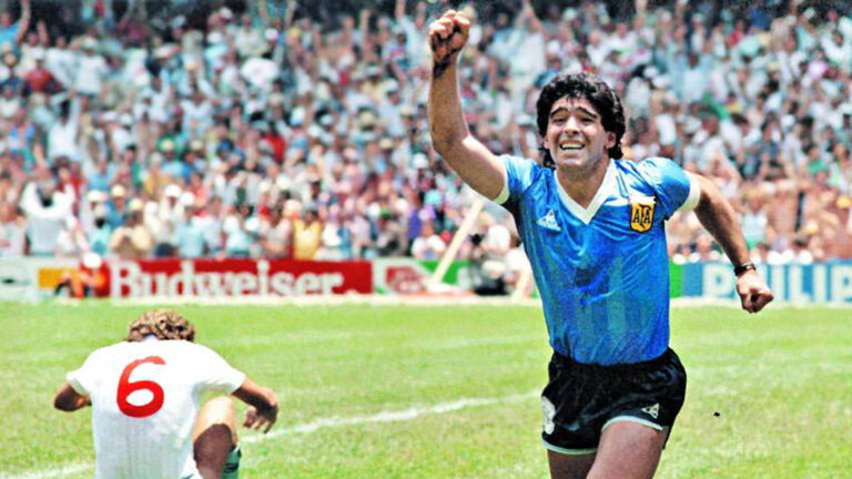 La mejor manera de recordarlo: mirá los videos con los mejores goles y jugadas de Diego Maradona