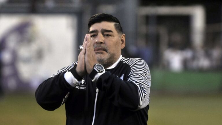 Ya es Leyenda!!! La última entrevista de Diego Maradona: “A veces me pregunto si la gente me seguirá queriendo”